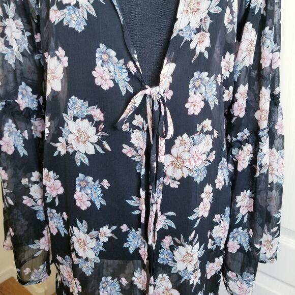Band Of Gypsies Long Kimono Black Multicolor Floral Ruffle Sleeve Side Slit Sz S - Picture 2 of 11